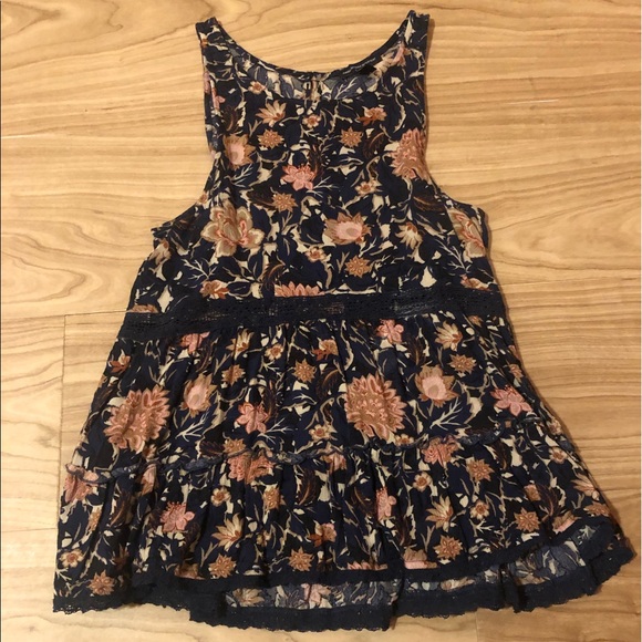 American Eagle floral tank - Picture 2 of 3